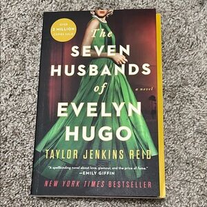 The Seven Husbands of Evelyn Hugo Book